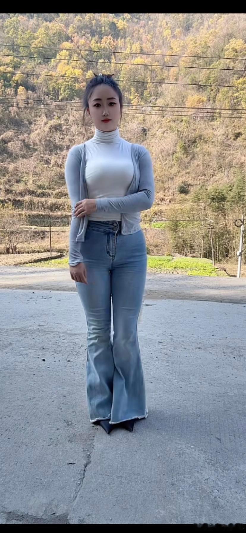 娶婆娘就要娶这样的，胸大腰细 