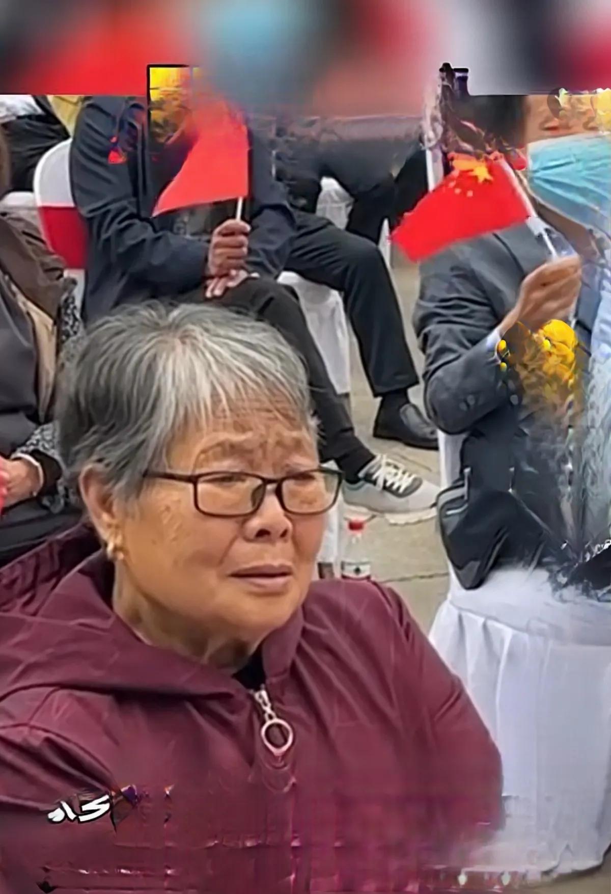 母亲！天下最动听的名字


景海鹏四飞太空，又一次进入800里之外的中国空间站工