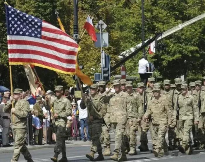 美总统参选人爆“猛料”，中方遭到300多个美军基地“包围”？

最近，有一位参加