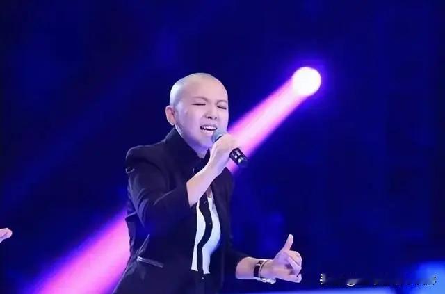 #好声音学员王韵壹去世#
我记得之前也有好声音的选手去世了，也是很年轻，王韵壹已