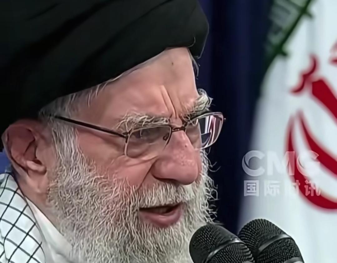 伊朗高层的聚会却成了美以开战的号角。
伊朗国家的最高机密却成了美以作战的基本信息