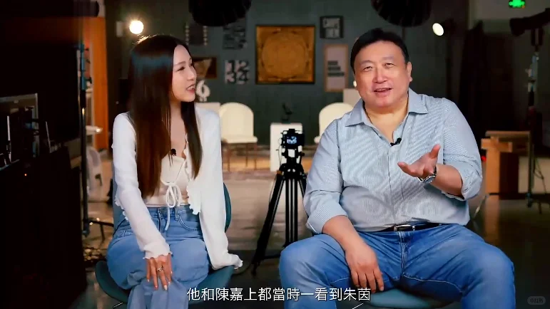 周星驰罕晒正脸照！曾被批人品以行动反击