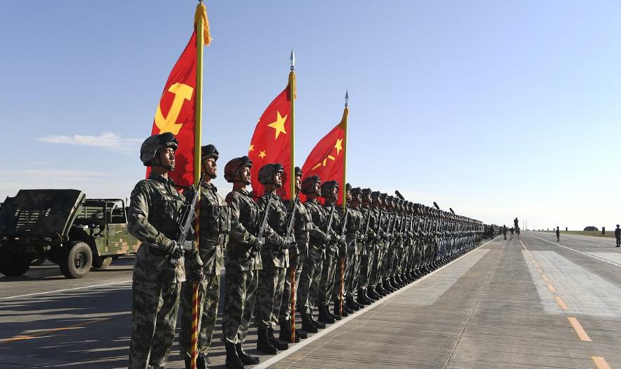 韩国的一位军事专家表示，这个世界上目前还没有一个国家敢于和中国跨大洋作战，哪怕是