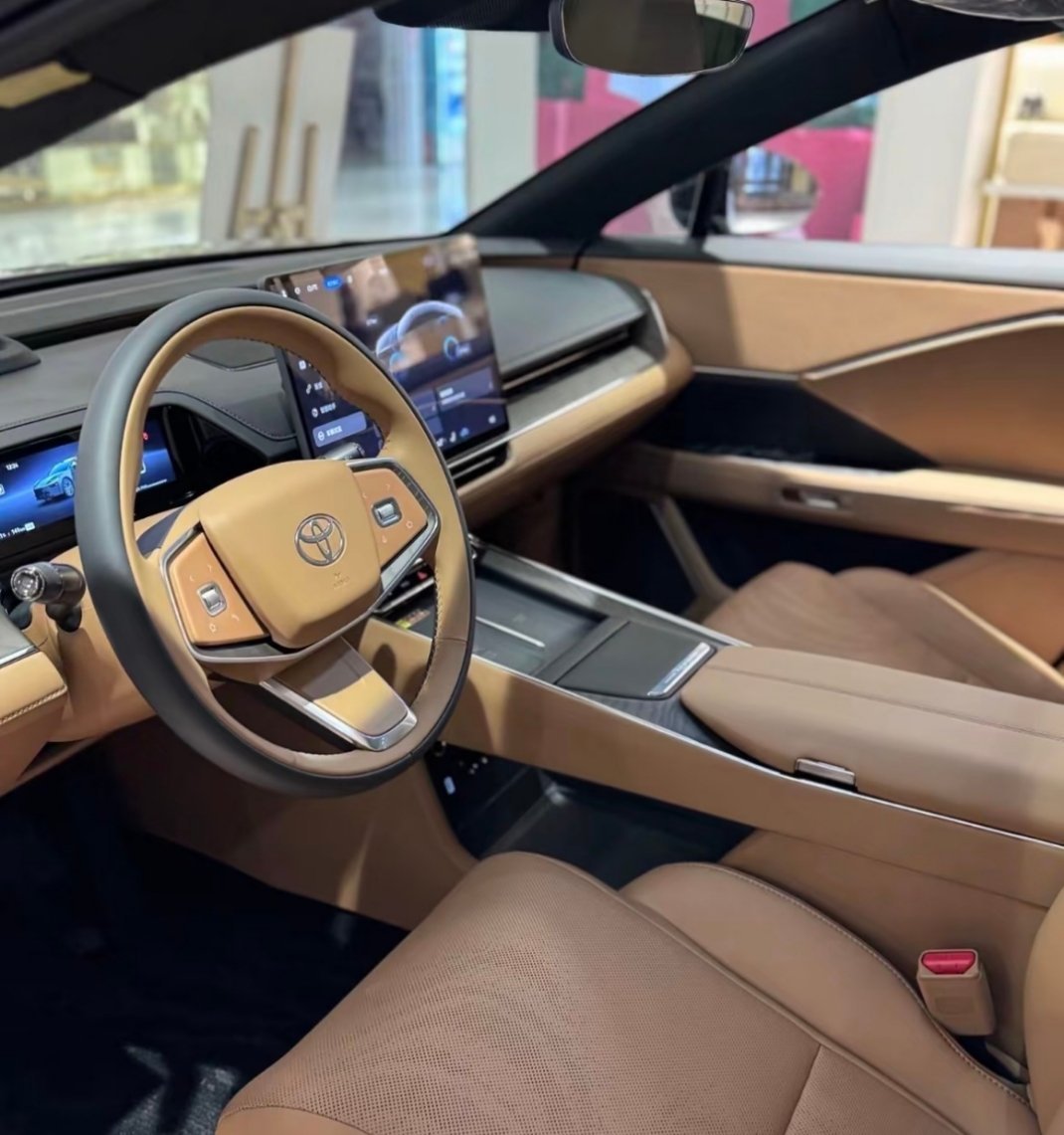 在智能汽车领域，铂智7脱颖而出。它可不只是具备“能连”的基础功能，更在“好用、好