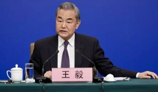 王毅曾发出警告：中国还没实现完全统一，决不允许台湾地区从祖国分裂出去！有些话，是