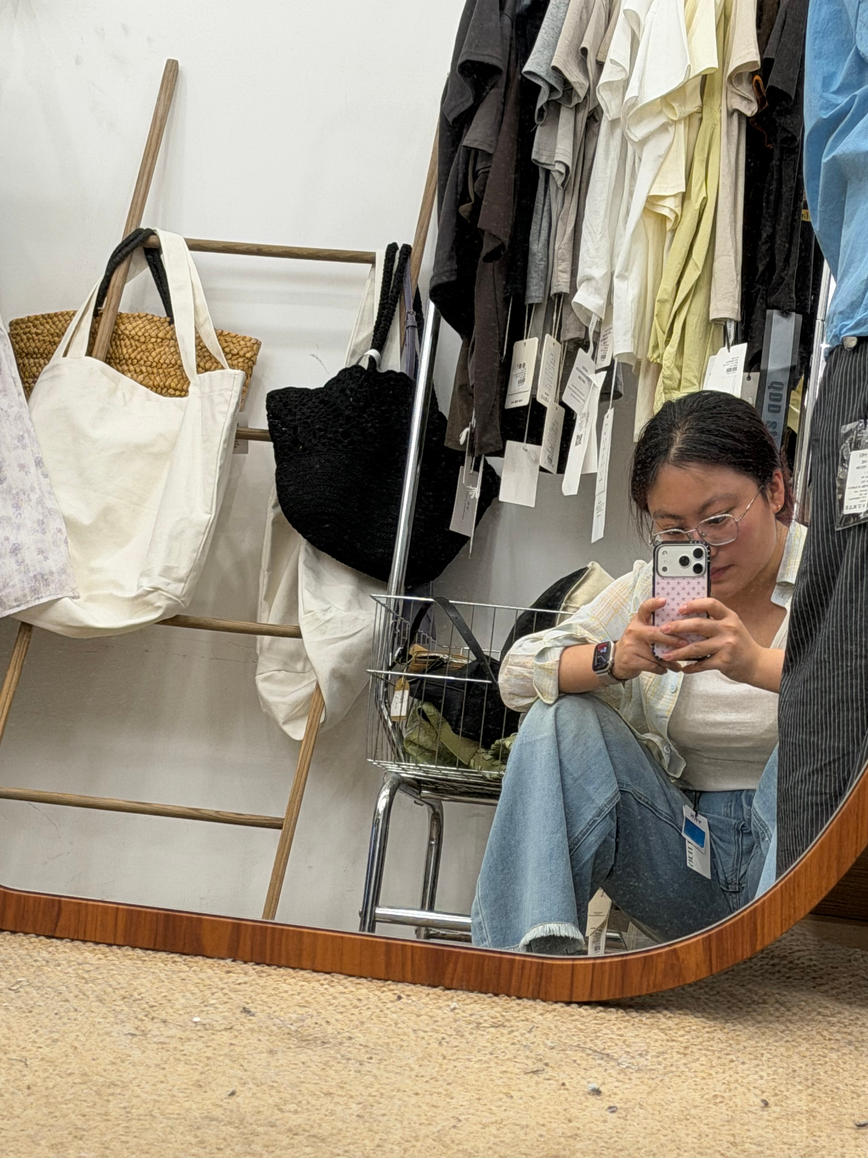 试衣服累了我就这样…… 