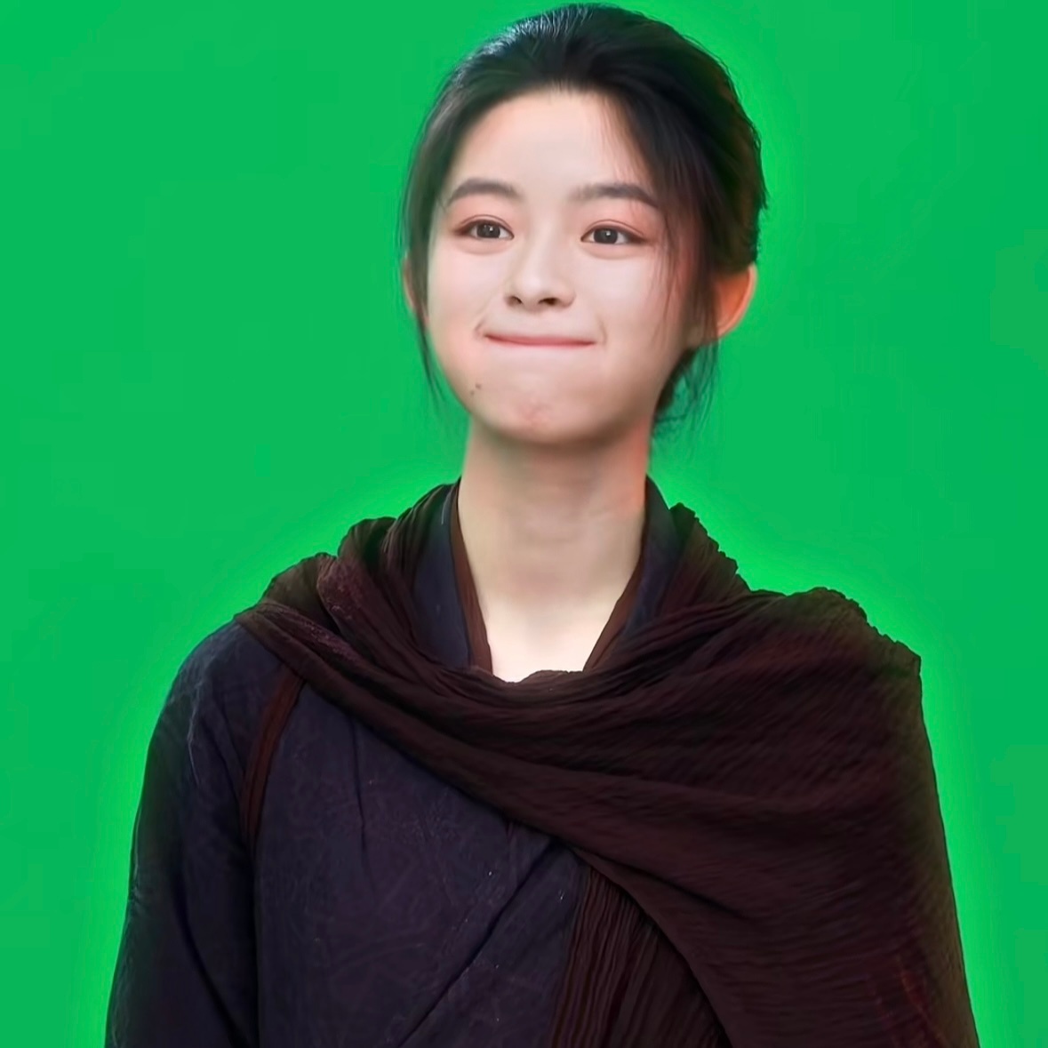 呆呆的我，傻傻的活！容易感动，没有心机！吃了亏还不知道长记性。一路走来我不优秀，