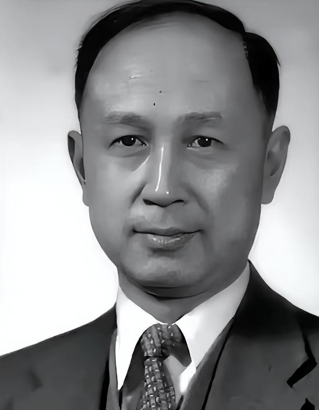 晚年，钱学森整天躺着，不爱说话，也不理人，家人以为他得了老年痴呆，谁知当医生问他