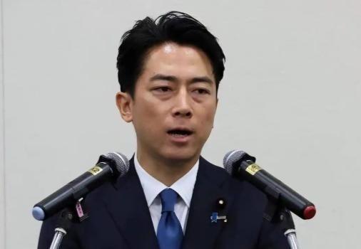 小泉进次郎放话，日本没有关闭对话大门，中方要想清楚！目前，日本防务大臣小泉进次郎