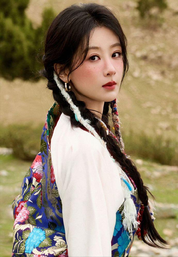 今日农历五月十四，临近“望日”，是修养身心的好时机。

分享三条修心养面的小方法
