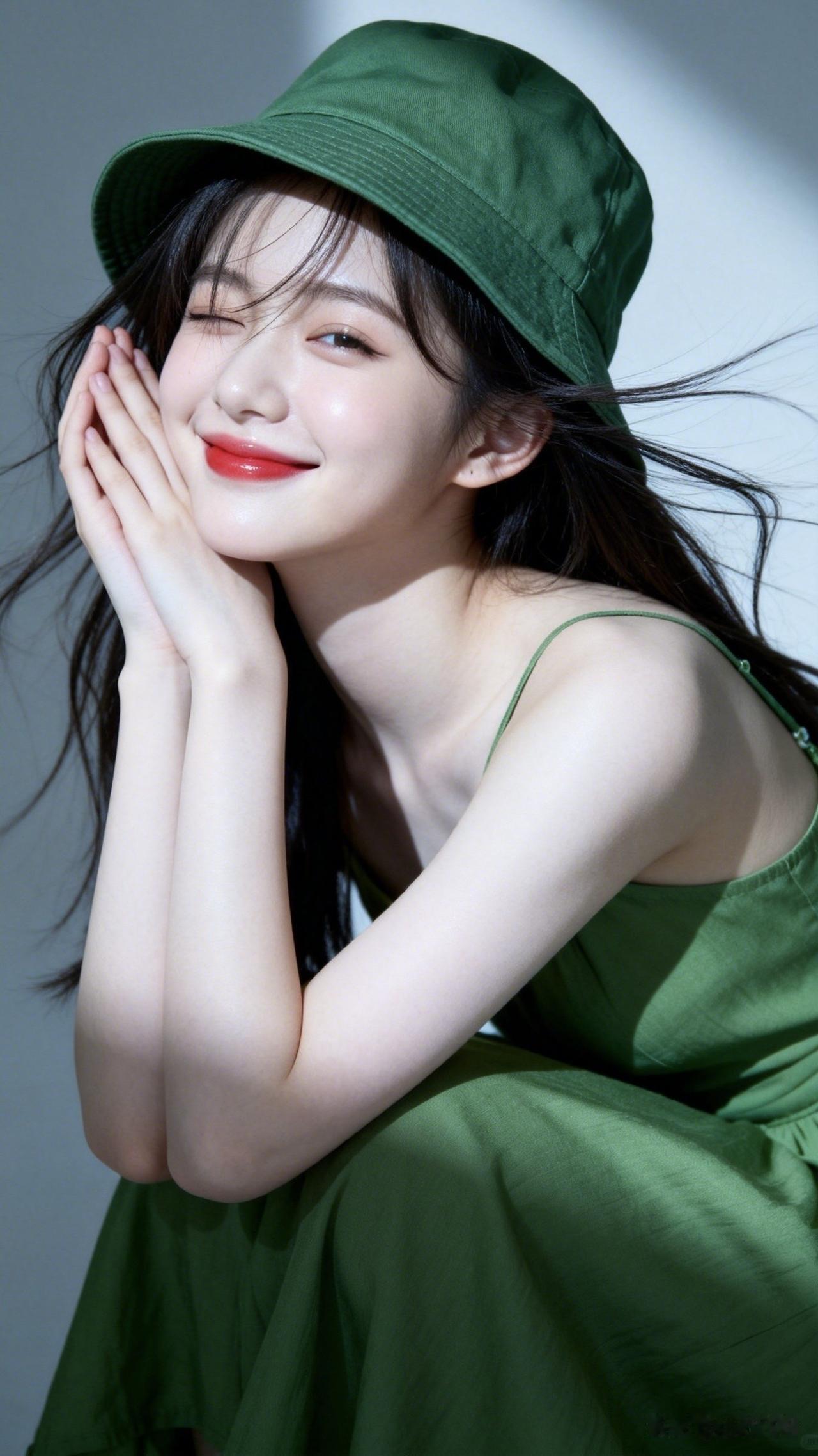 你心中的美女啥模样：男人心中的美女也许没有固定的模样吧。是长发飘飘的娴静温婉，还