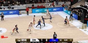杜润旺三分球很关键，中国队打出15：1冲击波，男篮终于正常一会儿


蒙古队球员