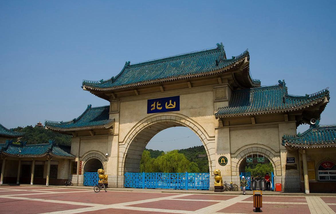 鹤岗房车驻车地以免费、有水、有卫生间、车位大为主要特点，下面是最受欢迎的几个，按