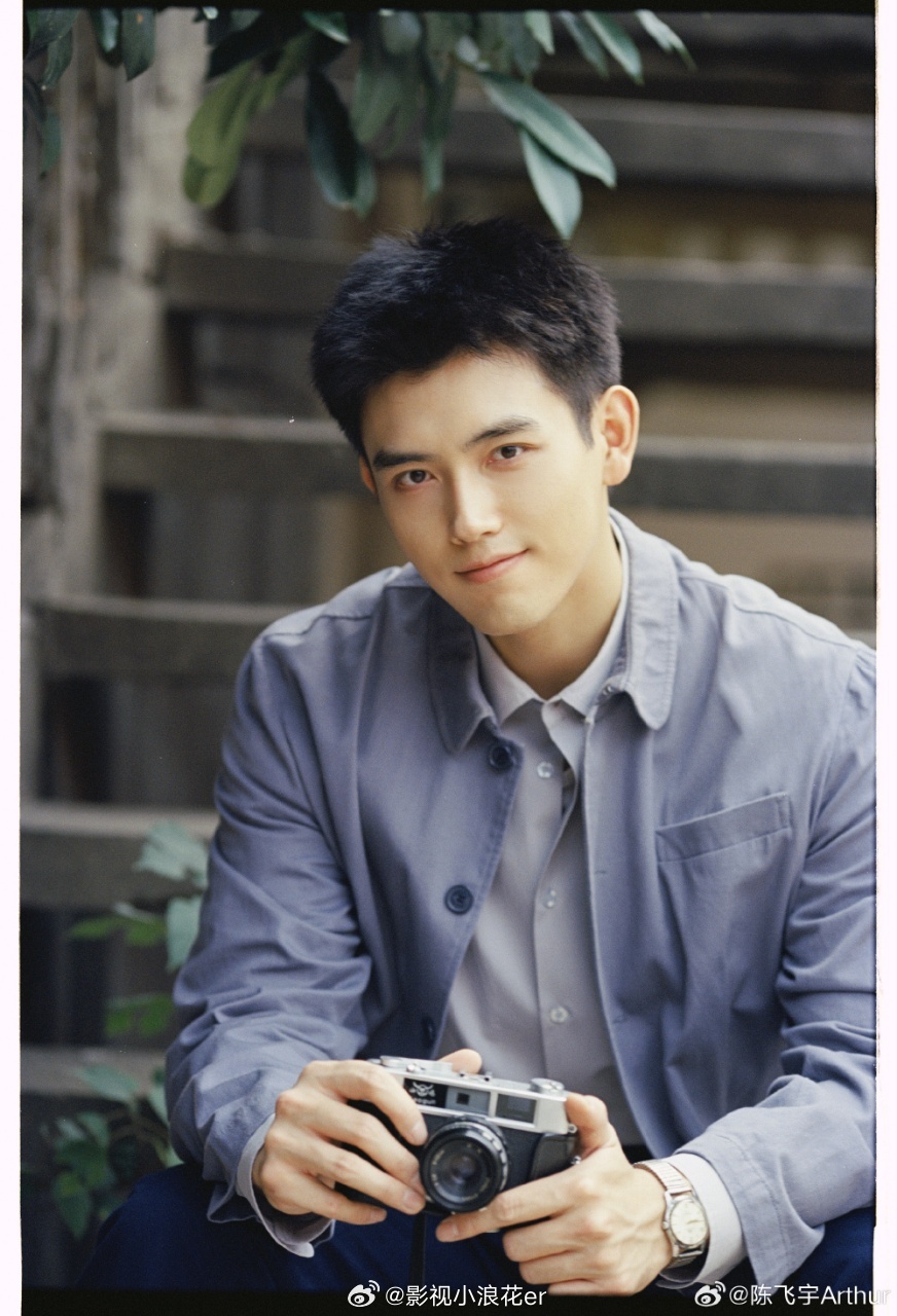 陈飞宇语音告别方穆扬 陈飞宇录这段语音的时候，一定是一个人安安静静待着。因为只有