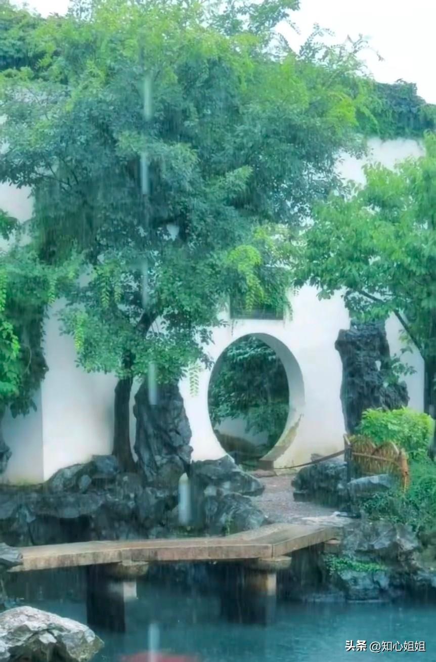 无法解释的玄学，不要不信：
1. 深夜降生的孩子，往往福气绵长，一生安稳顺遂。