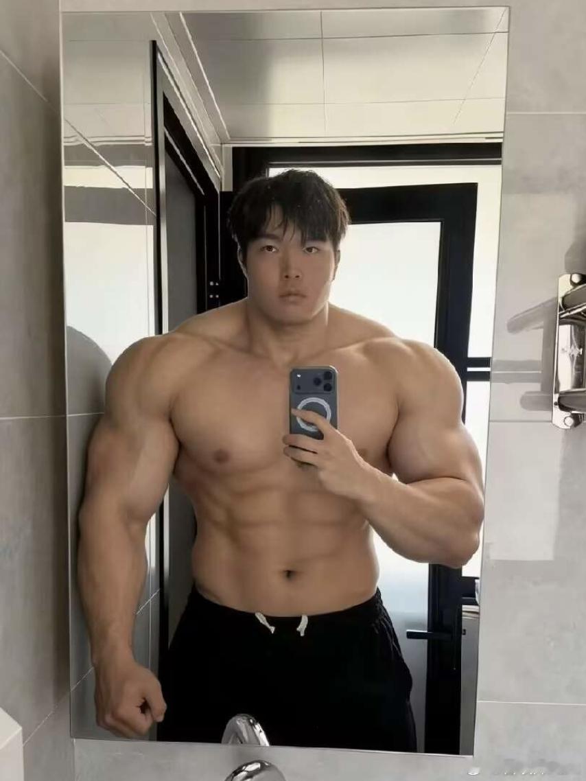 前方消息，Bin微博已经编辑好了马上就发，下一场印度上单等着！等Bin发微博Bi