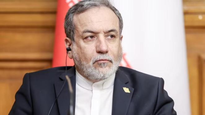 伊朗给日本船只开绿灯，日本可是美国的盟友，伊朗为什么要这么做，其实这是伊朗的这一