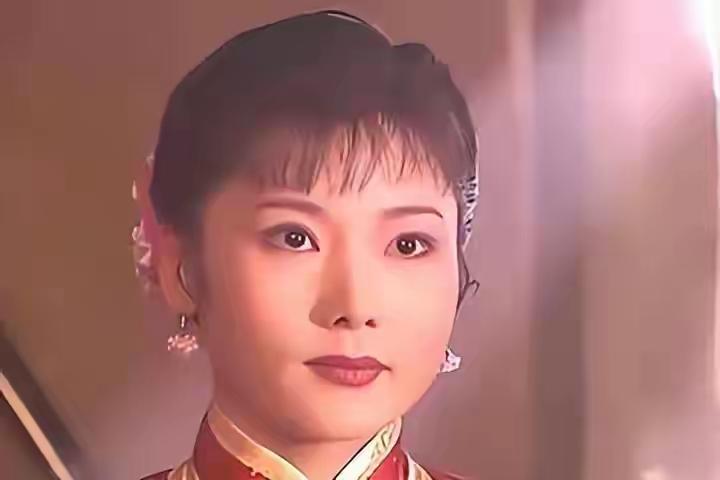 二十多年再看《大宅门》：才顿悟二奶奶厌恶杨九红的根本原因
 

 
重读《大宅门