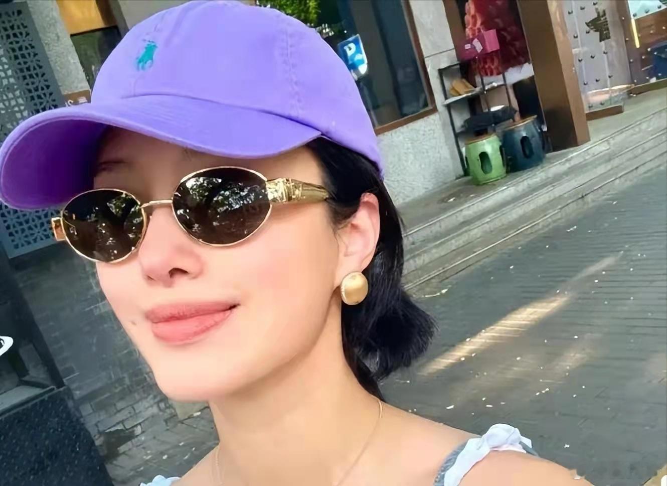 网传杨采钰被去母留子，男友完美隐身，白白给别人做了嫁衣！ ​​​