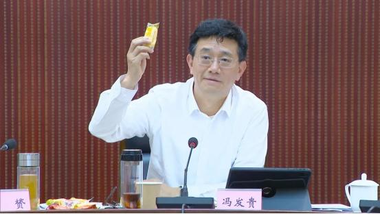 建议全国推广！市委书记冯发贵请企业家喝下午茶，会还没开完，企业家已经走了一大半！