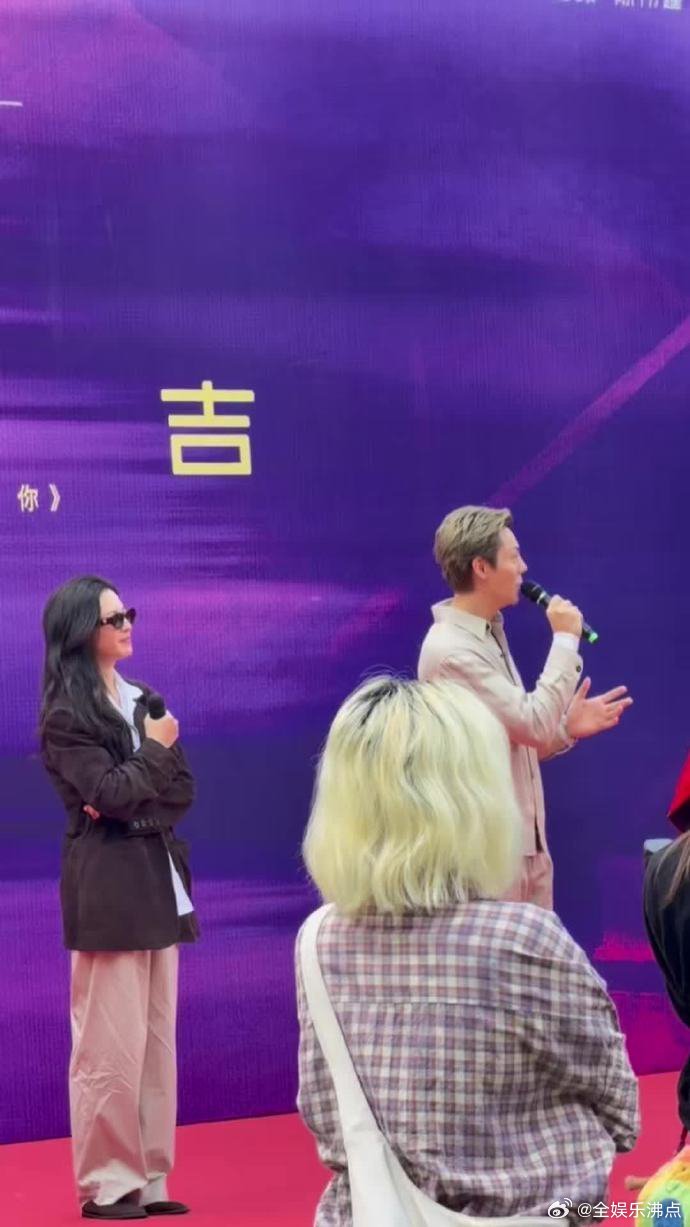 陈伟霆钟楚曦开机路透陈伟霆钟楚曦爱情慢慢杀死你开机 官方认证开机！《爱情慢慢杀死