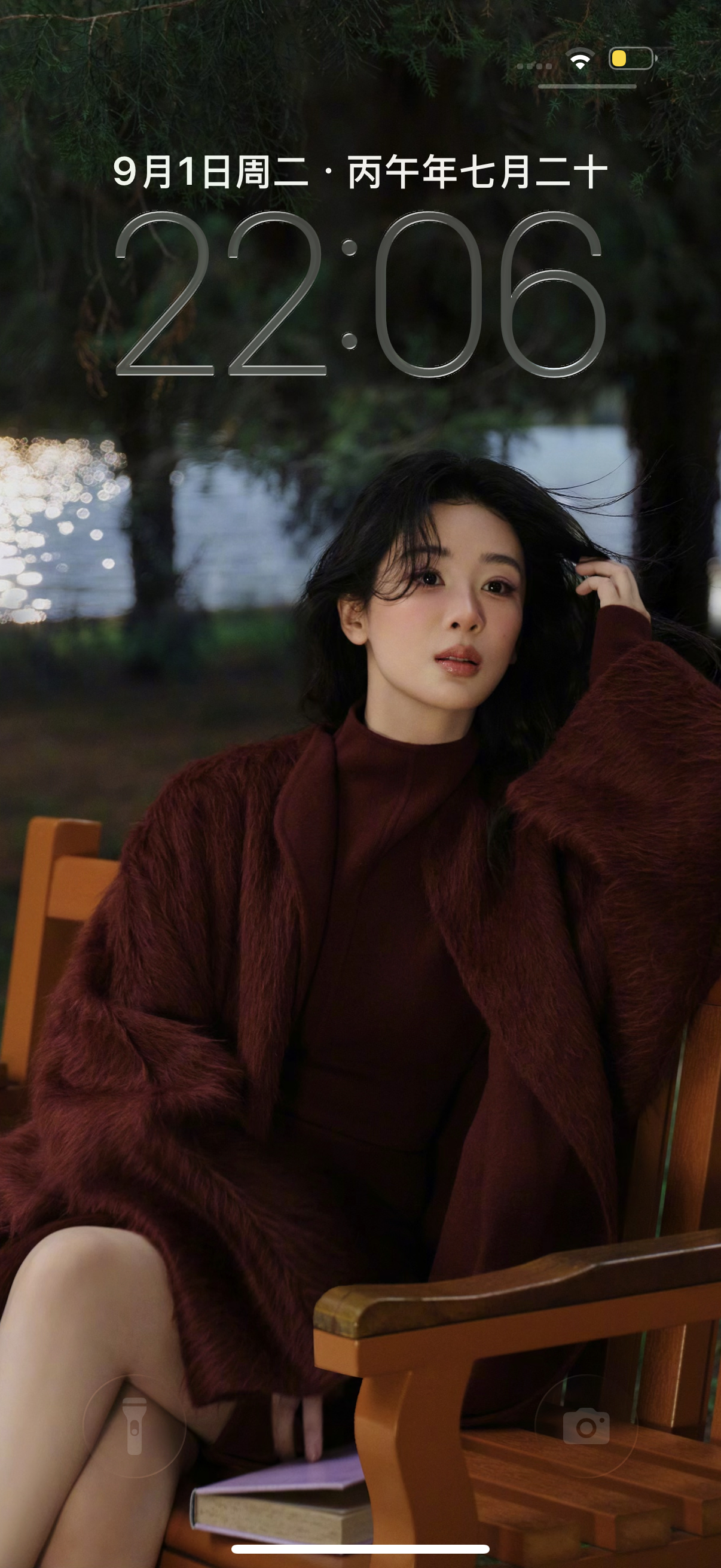 杨紫 [流鼻血]杨紫可以当头像和壁纸的美照太多了 可以一天换一张[哈哈] ​​​