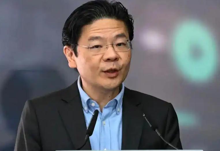 你敢信吗？三个月前还在跟中国网友急眼、说别人“造谣”的新加坡，这几天自己国内先炸