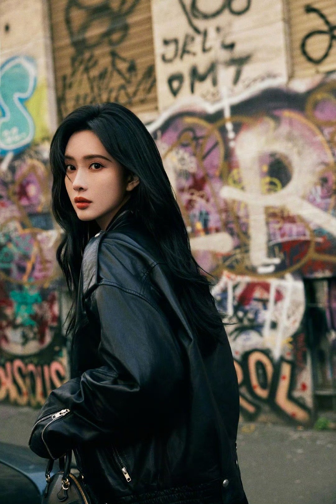 孟子义米兰街拍📷孟子义米兰黑色交响曲 ​​​
