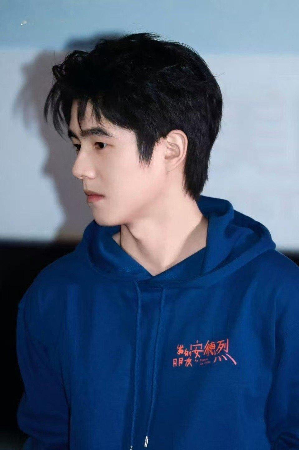 刘昊然言之有物的具象化 从刘昊然的访谈里，你能看到一个演员的修养。他的表达不浮于