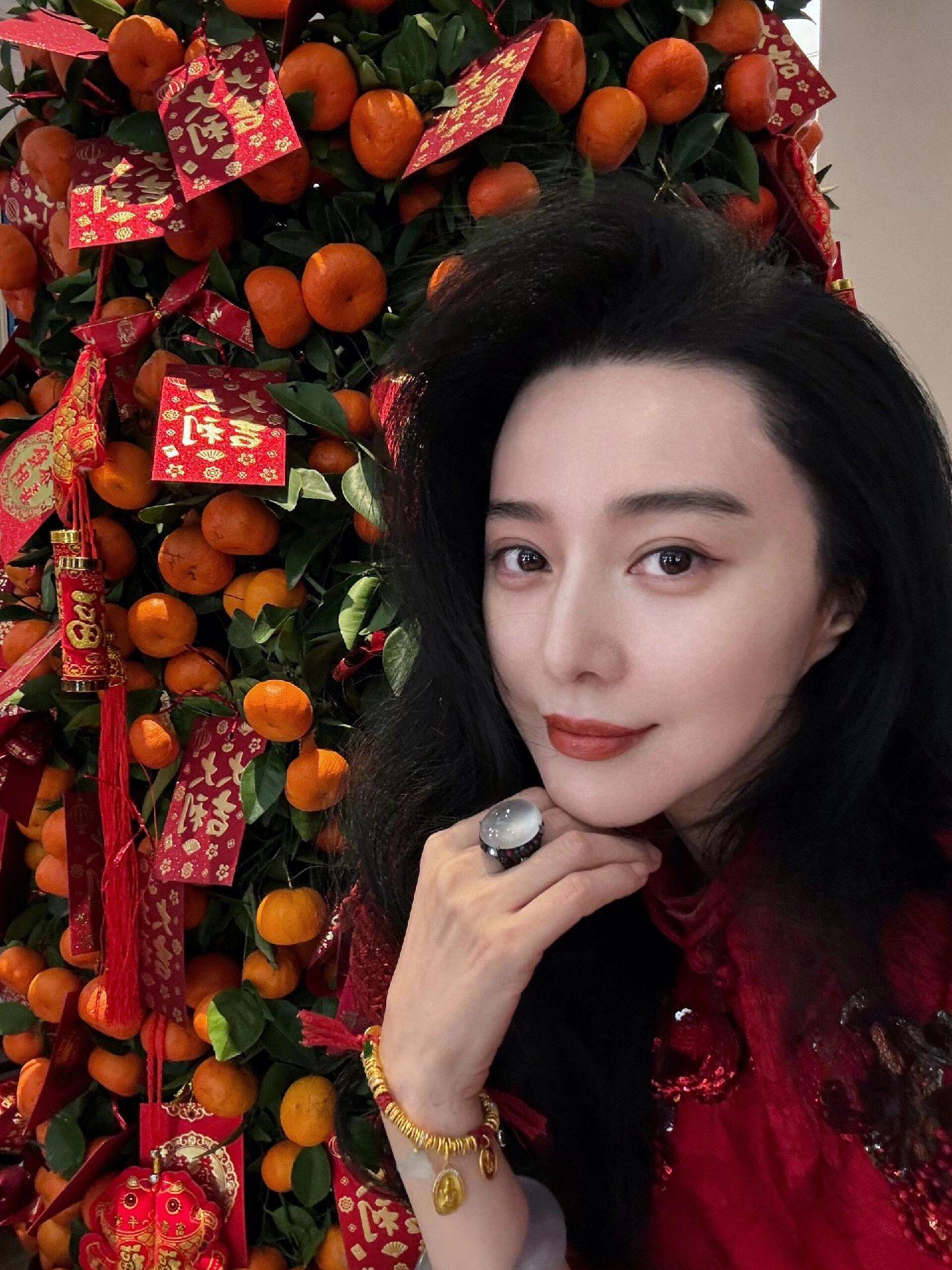 蛇年大吉 平安喜乐 万事胜意。