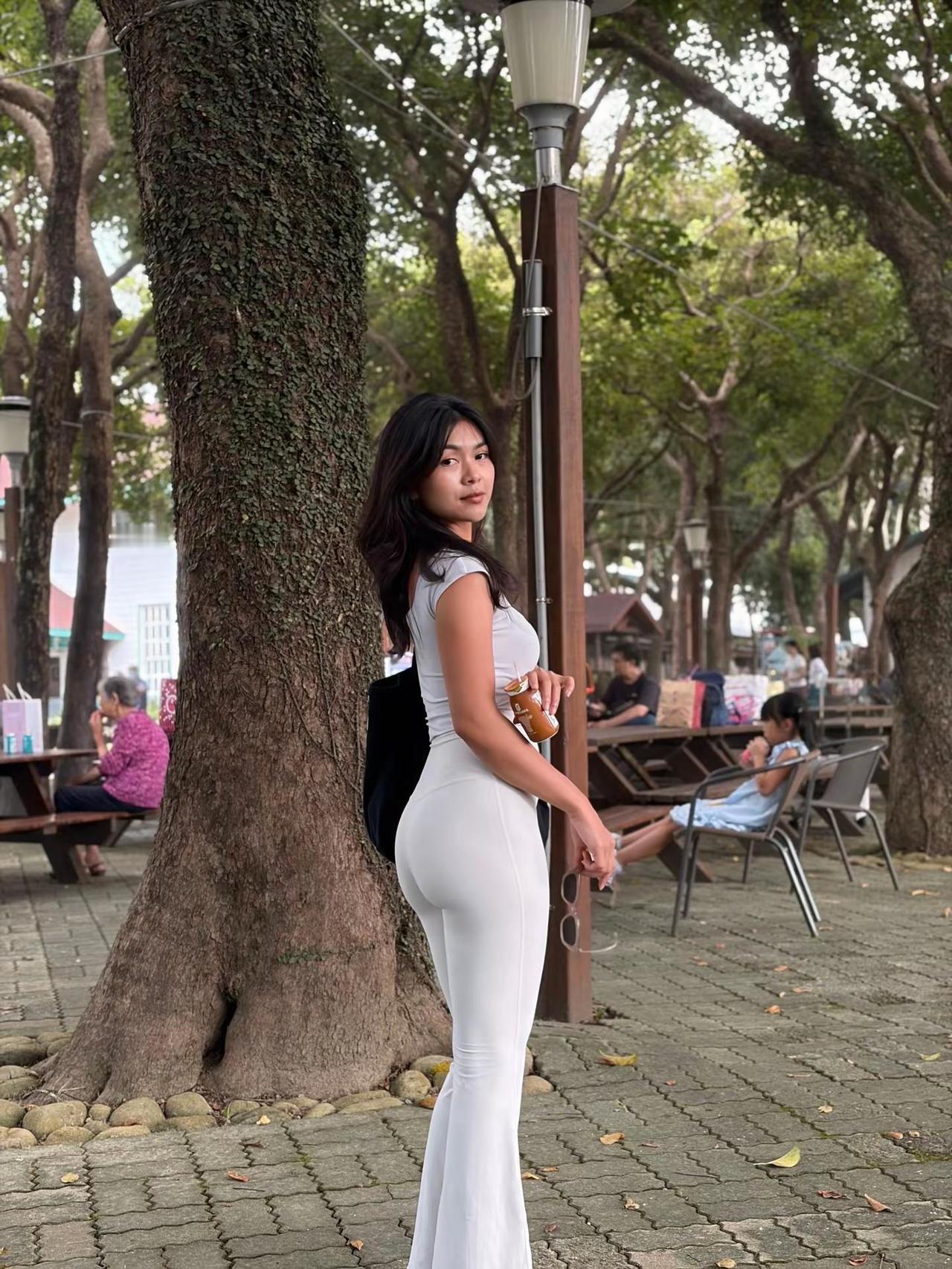 健身女孩穿搭 好身材好气质 少女 与众不同 蜜桃女孩