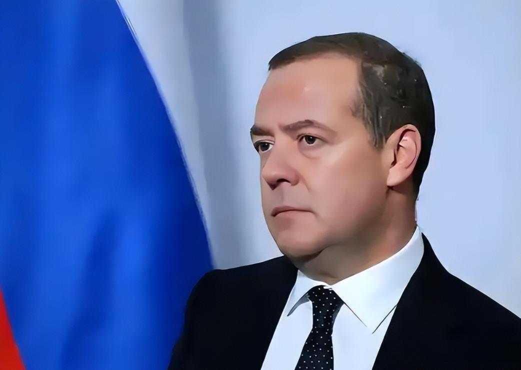 梅德韦杰夫：抓了马杜罗，才知道朝鲜核武器的含金量！马杜罗被抓后，全世界都在讨论纽