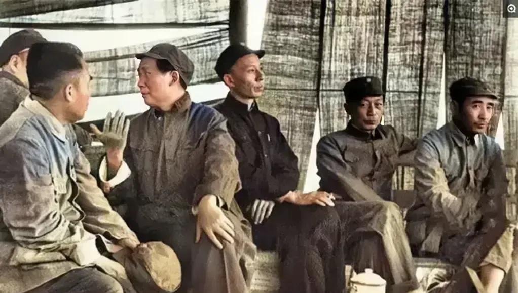 两位伟人！