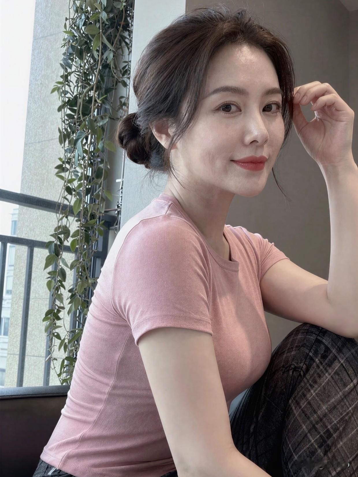 女人多少岁最有女人味？我这种44岁的，有多少女人味？