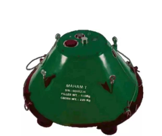 《纽约时报》消息，当地时间19日，美国中央司令部披露，为安全重启霍尔木兹海峡的国