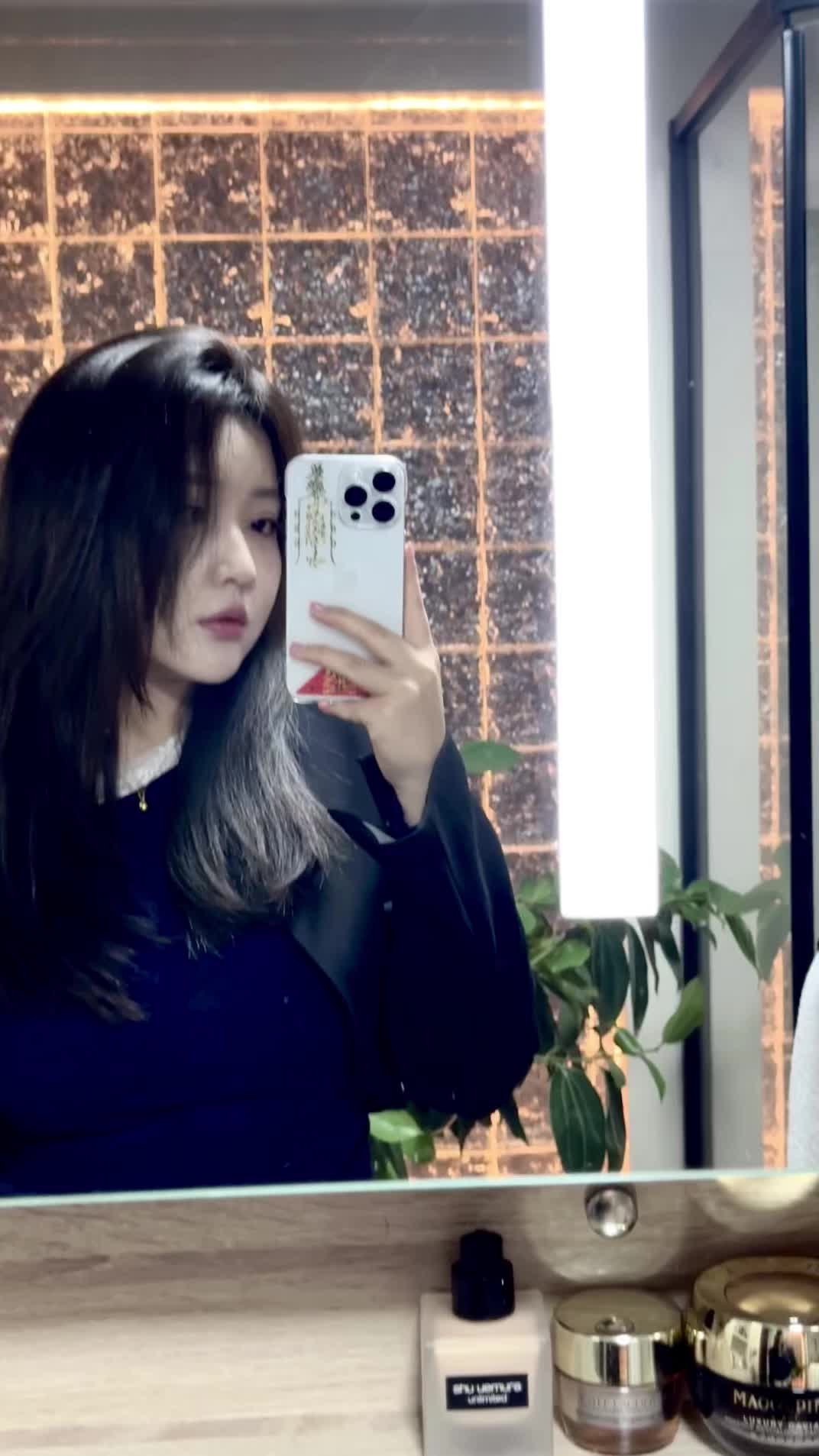 我不再会去为谁装扮成玫瑰 而我要做自己的向日葵