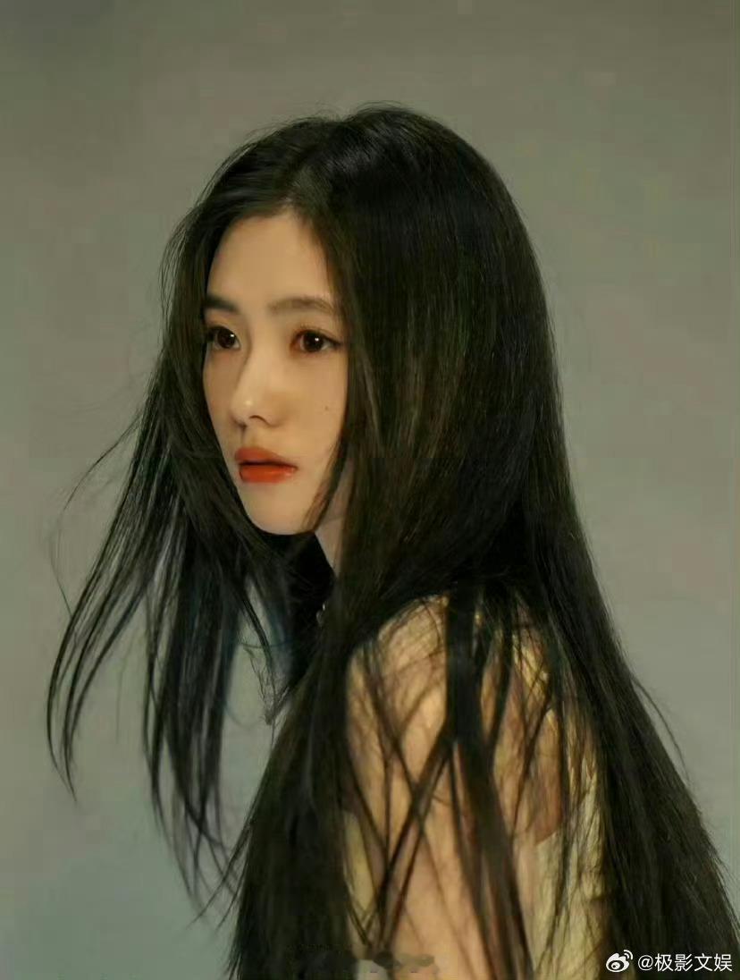 刘浩存彭昱畅或合作无孔不入网传刘浩存彭昱畅出演无孔不入网传刘浩存彭昱畅合作无孔不
