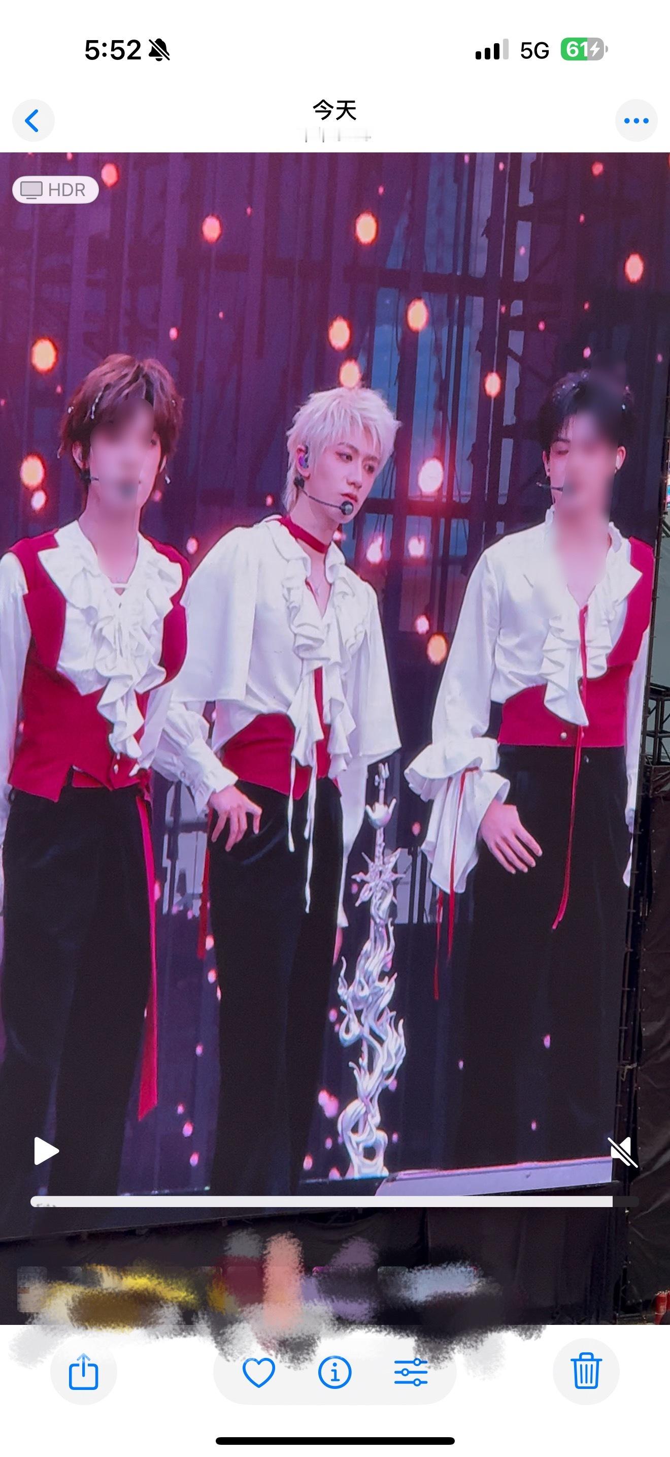 朱志鑫  帅的我化身尖叫鸡🙀 