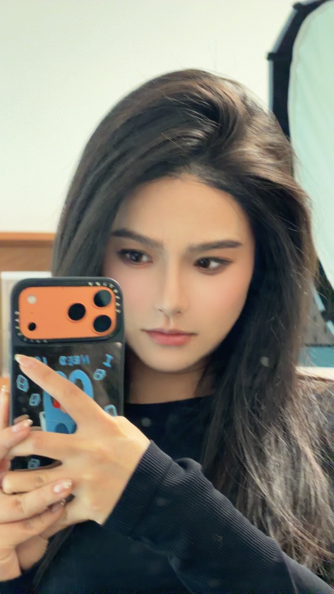 姐姐今天《决战沼泽》！！！蓝天救援队说了，容易失温所以我带了两套衣服！！不说了，