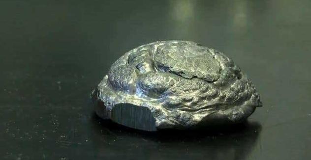 钇稀土价格暴涨1500%，中国稀土出口管制，打到美国七寸。

氧化钇一公斤卖到1