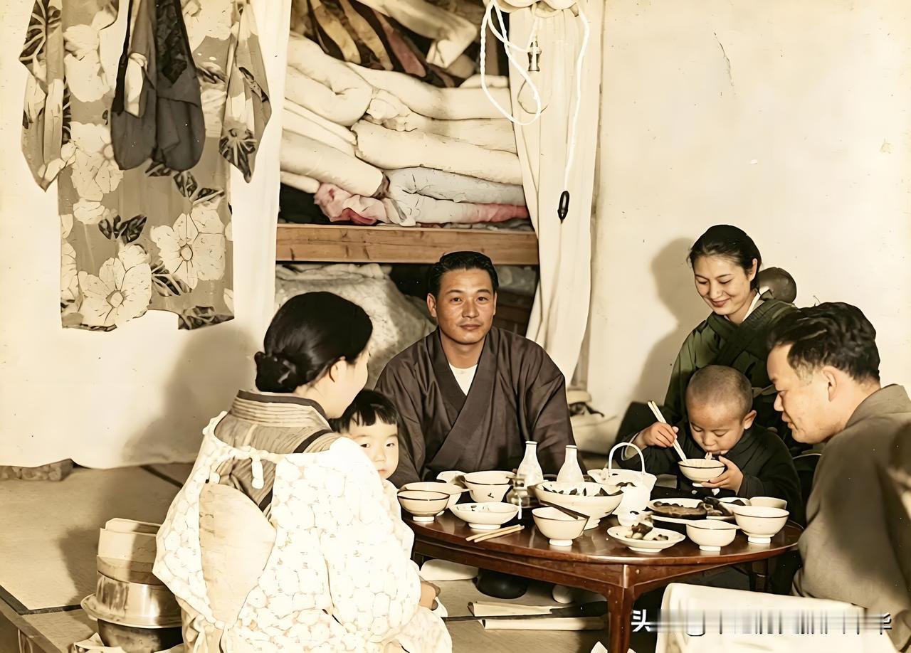 1937年7月29日，北平沦陷（今北京）。
这是1938，迁移到北京定居的日本人