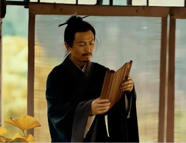 汉代 "临时工"：小吏为何宁肯不要工资，也要抢着进衙门？

汉代的小吏是一个极为