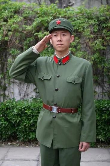夏雨，我国著名的演员，他的高质量人物经历可谓是人们津津乐道的话题。夏雨凭借着自己
