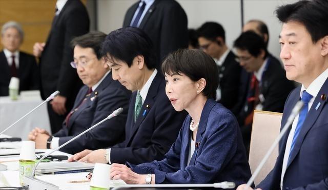 日本主动喊话中国 近日，日本首相高市早苗透露，计划在5月上旬对外进行一次小型的外