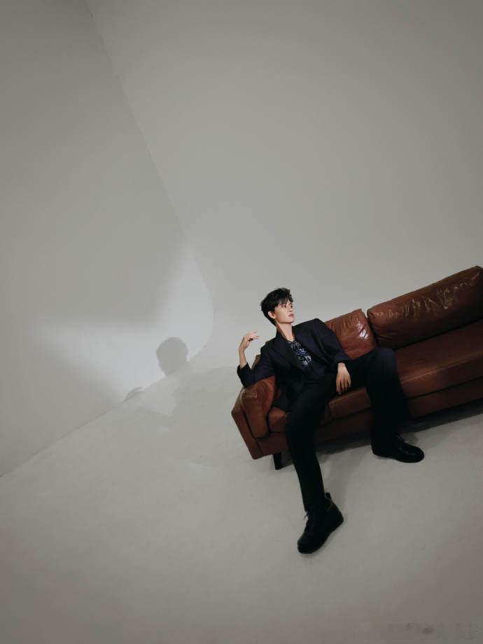 #任嘉伦说要看见个体的不同# 任嘉伦的这句话，让我们明白了一个道理，在这个多元化