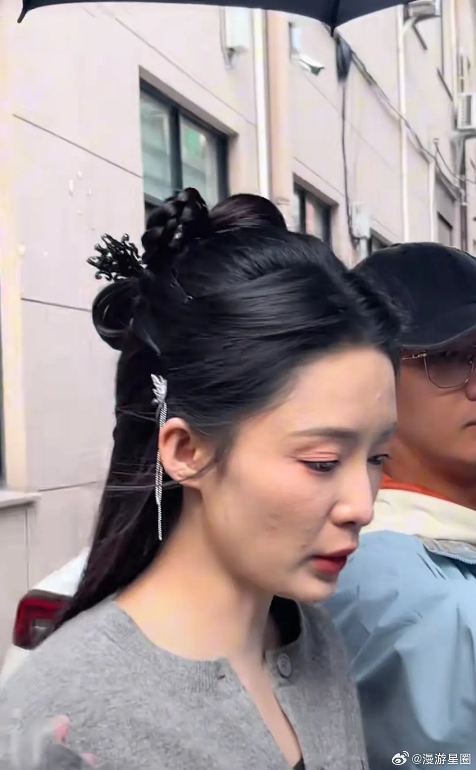 李沁这个皮肤状态不太妙啊 