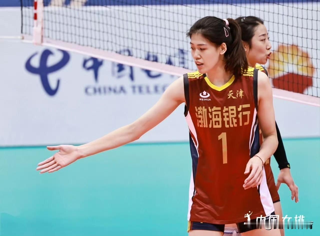 妹妹李盈莹在国外这么吃香吗？又有一家豪门俱乐部准备引援李盈莹，来自意大利豪门俱乐