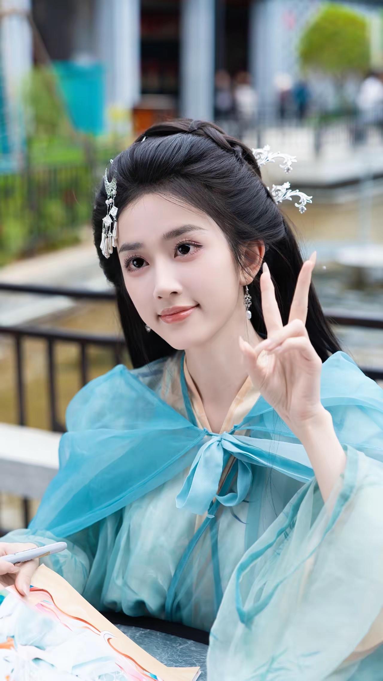 漂亮女孩