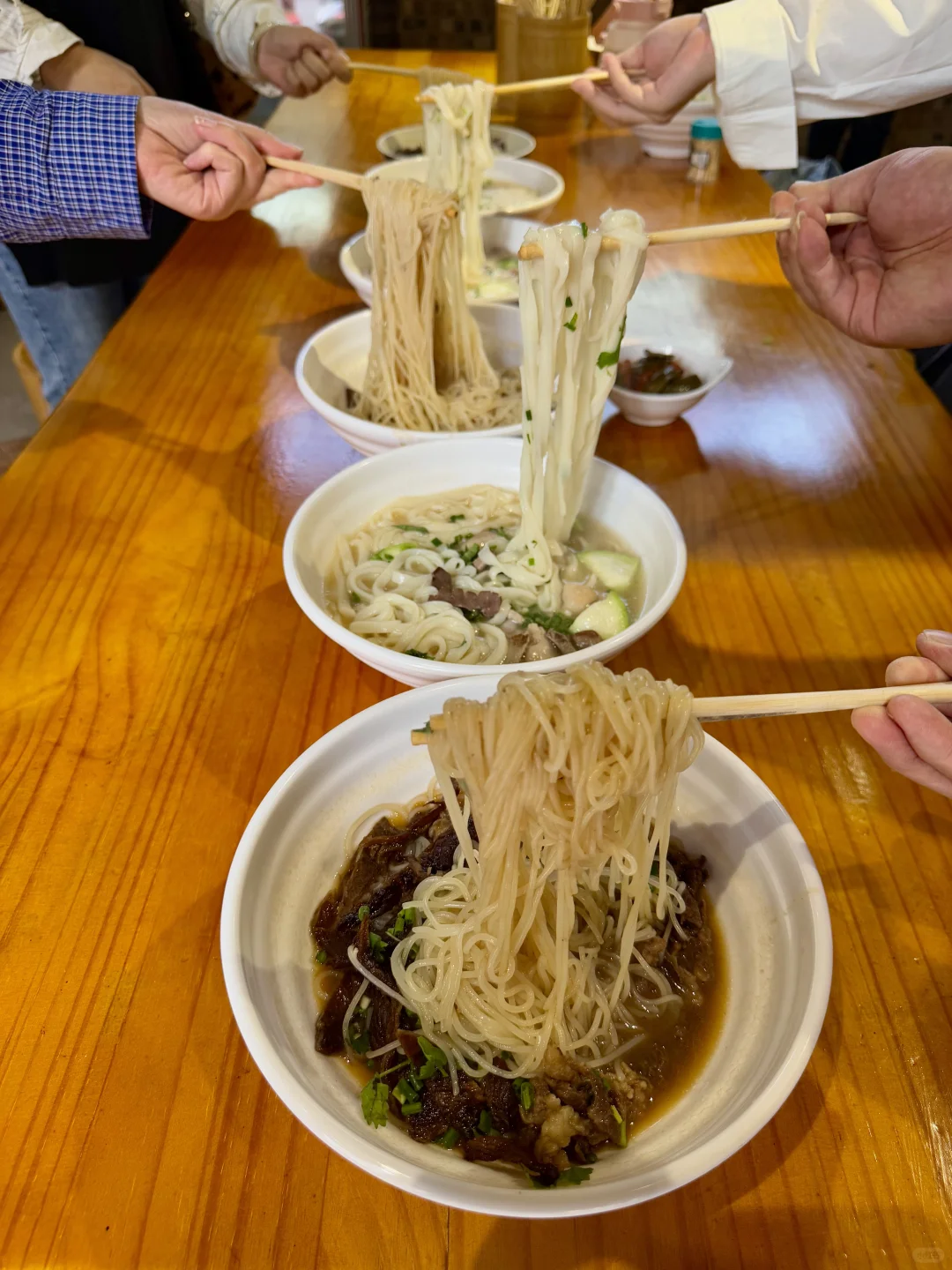 桂林！施家园！！玉林生料粉快去快去！！！