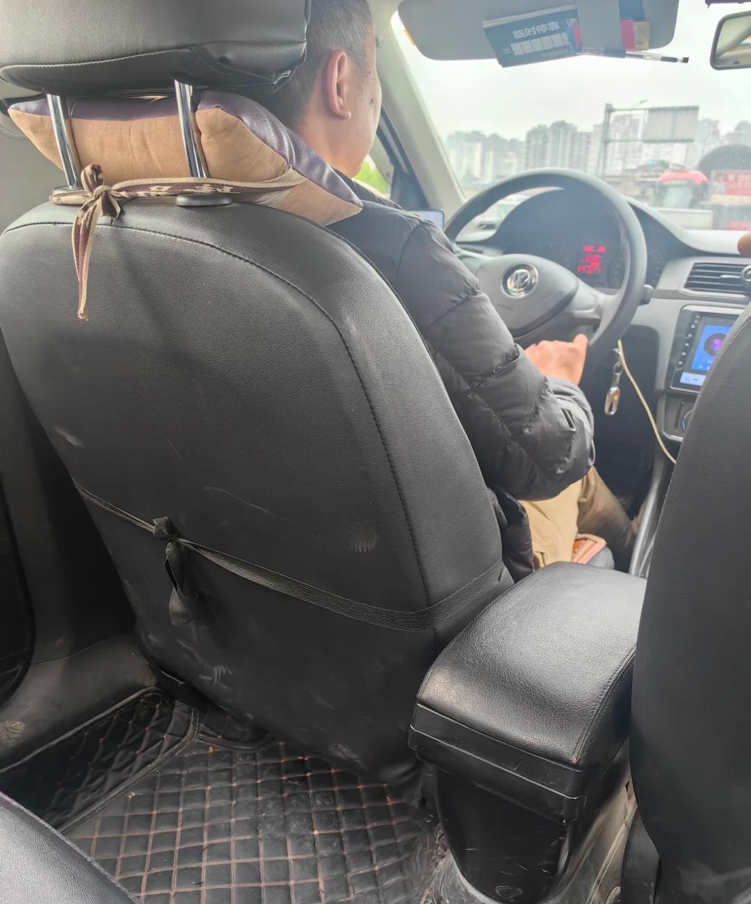 咱今天聊聊网约车这事儿。你说买东西，十块和一百块的衣服质量能一样吗？小饭馆和大饭